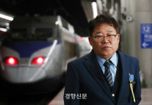 백석문학상 ‘철도원’ 시인이 고향과 어린 시절을 노래하는 이유