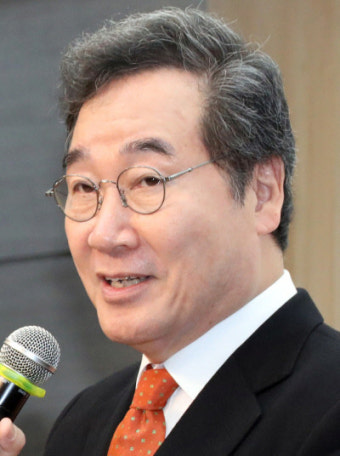 의원 100여명 ‘창당 만류’ 서명…이낙연 고립되나