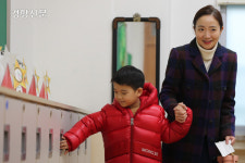 ‘내가 다닐 학교는 어떤 모습일까?’[정동길 옆 사진관]