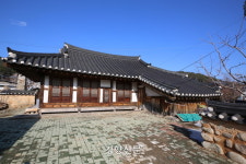 설악·동해·호수 품고 ‘낯섦’도 품은 속초···쉬러 갔는데 살고 싶었다