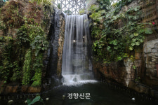 몽돌, 파도, 바람의 ASMR···신선이 노닐던 큰 섬, 거제