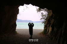 몽돌, 파도, 바람의 ASMR···신선이 노닐던 큰 섬, 거제