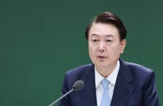 윤 대통령 “‘늘봄학교’ 2학기에 모든 초등학교로 확대”