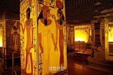 고대 이집트 문명 속으로 한 걸음 들어서니···신, 파라오가 숨쉬고 있네