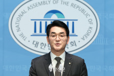 민주당 ‘비명계 공천 학살’ 논란 확산···친문계 집단 반발 조짐