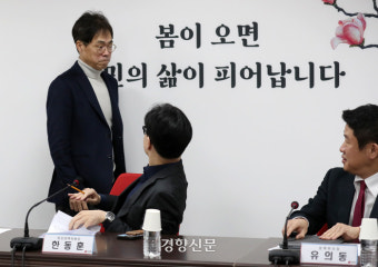 ‘친한동훈’ 김경율, 이철규 비례 공천 불만에 “왜 내가 심으려는 사람 없냐는 것”