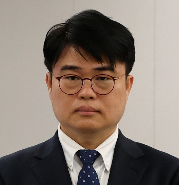 임현택 의협 회장, 의료대란 종결 촉구 위해 무기한 단식 투쟁 돌입
