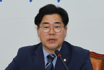 줄어드는 민주당 원내대표 후보군···박찬대로 정리되나