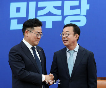 박찬대, 홍철호 정무수석에 “채 상병 특검법 수용 촉구”