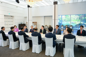 ‘황우여 비대위’ 공식 출범, 첫날 윤 대통령과 만찬