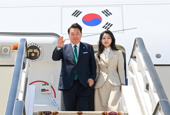 김건희 여사, 도이치모터스 주가 조작 의혹 재조명…사법 리스크 재부각