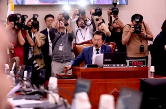 법사위원장 정청래 카드는 ‘뜻밖의 한 수’