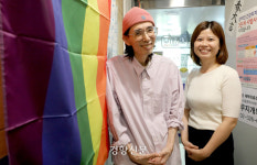 ‘이런 병원도 있다’···서울 마포구 무지개의원 사람들의 무지개빛 활동