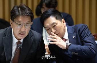 권성동·김기현 “한동훈 사과해야” 김건희 문자 공개 후 팔걷고 나선 친윤계 중진들