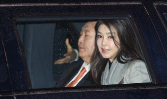 검찰, 김건희 여사 명품백·도이치모터스 수사 막바지…‘공정성’ 논란 지속