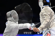 오상욱 ‘첫 금메달’의 순간 [파리올림픽 장면들]