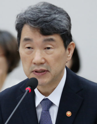 이주호 “의대생, 지금이라도 복귀를”