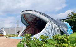 인디아나 존스가 고래 잡던 마을, 추억 잡으러 왔다…울산 장생포 ‘고래마을 시간여행’