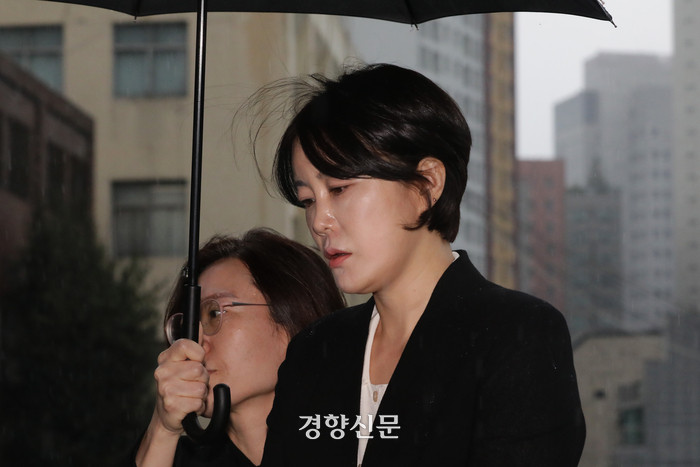 문다혜, 제주 소유 주택서 불법 숙박영업 인정…검찰 송치 예정