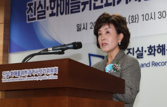 진화위원장 박선영, 회의 중 야당 출석 위원들 반발…논란 고조