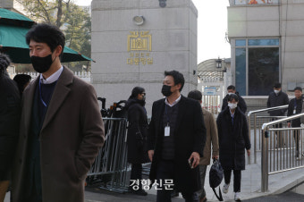 ‘막다른길’ 대통령실, 경찰 국수본 전격 압수수색 시도[현장 화보]