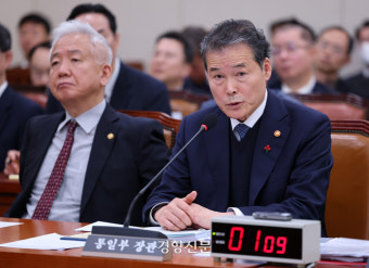 [속보]경찰, 김영호 통일부 장관 소환 조사