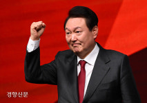 [단독]‘김용현·김성훈·이광우’…‘수방사 55경비대’로 연결된 윤석열 호위무사들