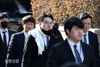 윤석열 전 대통령, 구속영장 심사 비공개 진행 중: 재구속 여부 판단 주목