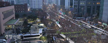 [속보]윤석열 측 “2차 계엄은 말도 안돼…구속심사 좋은 결과 기대”