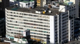 헬기사격 탄흔 245개 발견된 전일빌딩··광주 ‘우수건축자산 1호’ 됐다