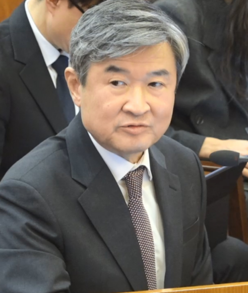 홍장원 전 국가정보원 1차장, 체포 명단 메모 논란에 대한 의혹과 갈등 겪는 국정조사특위 협박