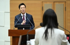 오세훈 “불법 주정차 단속해야 할 자치구, 주민 민원에 단속의지 약해져”