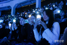 “새내기들 환영해요~” 숙명여대 입학식 [정동길 옆 사진관]