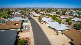 건강할 때 들어가 임종까지 맞는다… ‘K-CCRC’는 노년의 안식처가 될 수 있을까[노인의집③]