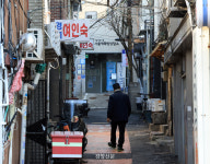 저소득층 ‘찬바람’···서민가구 근로소득 5년 만에 감소
