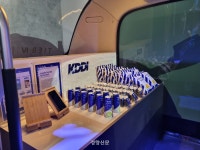 통신사가 MWC 전시장에 편의점을 차린 이유는[MWC25]