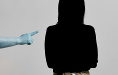 남학생 강제추행에 “여자가 이해해야”…인권센터 있어도 ‘2차 가해’ 벌어지는 대학 [플랫]