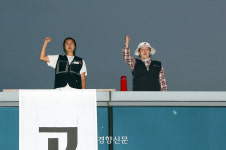 “사람은 외면한 채 물량만 넘겨받았다” 한국니토옵티칼, 영업이익 29% 증가