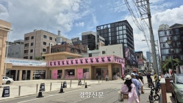 핫플이 된 성수···‘황금알 낳는 거위’는 죽지 않고 살아남을 수 있을까