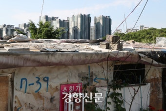 [속보]서울 강남 구룡마을서 화재···인명 피해 없이 완진