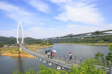 전국의 이름난 출렁다리 찾아서…다리가 출렁, 가슴이 철렁, 풍경이 살랑