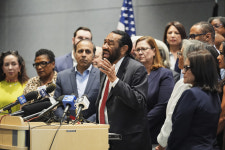 지역구 이탈에 의원들 체포영장까지···미국 양당 ‘게리맨더링’ 전쟁 심화