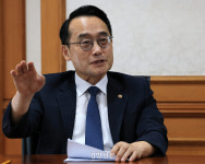 허철훈 선관위 사무총장 “부정선거 의혹 유포 처벌 불가···법 개정 필요하다”[인터뷰]