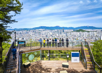 ‘망우역사문화공원’ 전시회 보며 휴식 같은 역사 체험