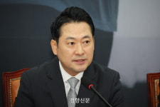 장동혁 취임 한 달…‘윤어게인’ 갈팡질팡, 답 안 보이는 대여투쟁