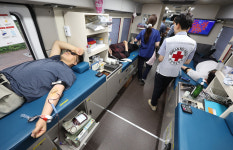 선진국선 20년 전 퇴출된 검사 때문에···헌혈한 혈액 19만 팩이 버려졌다