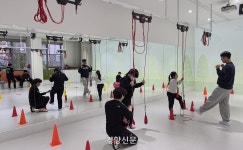 장애·나이 상관없이 누구나···마포구 ‘누구나 운동센터’ 가보니