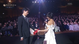 연인 고유성 지키며 포용하는 남자···사랑 힘든 시대에 설렘을 던지다[이진송의 아니근데]