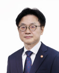 김정관 산업부 장관 “우리 경제에 위기가 아닌 적이 있었습니까”