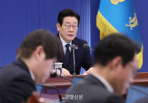 이 대통령 지지율 56.8%, 2.7%P 상승…민주당 47.8%, 국힘 33.5% [리얼미터]